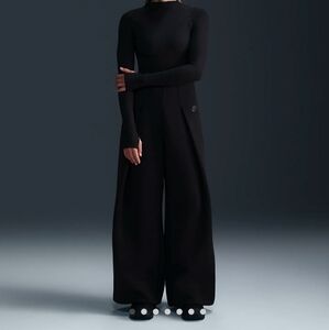 Nike Sportswear Tech Fleece Women's High-Waisted Pleated Pants